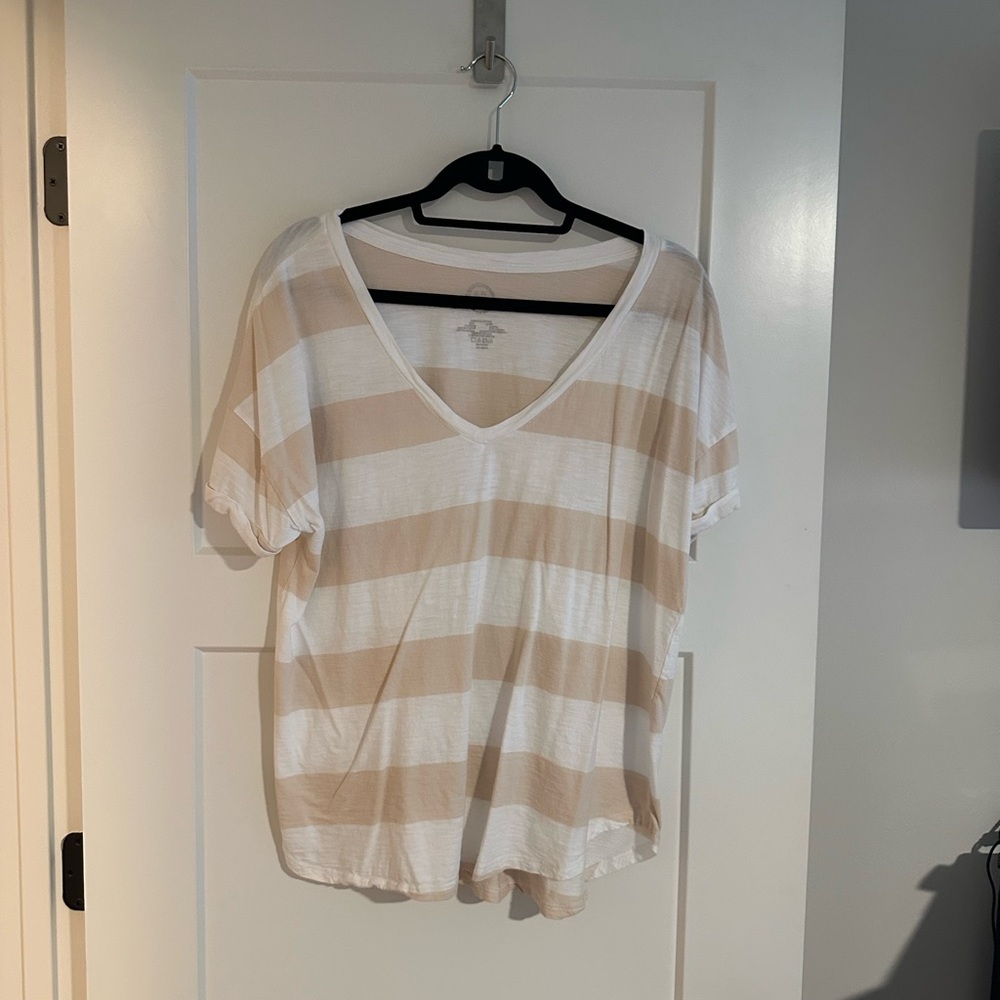 Maurices Cream and White Boxy Short Sleeve Tee